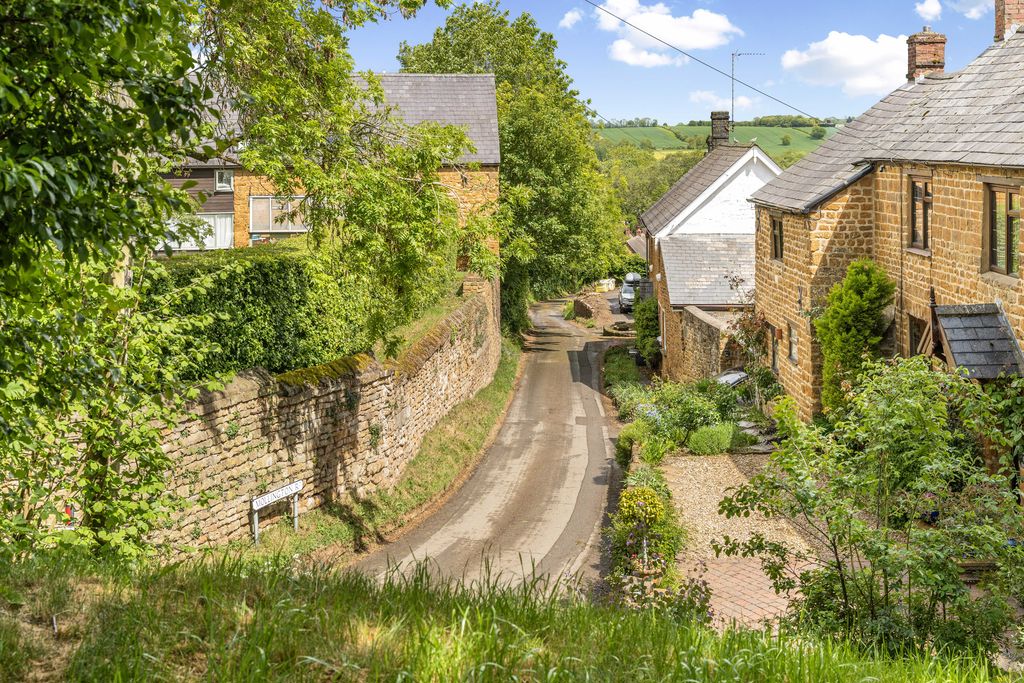 Back Hill Shotteswell